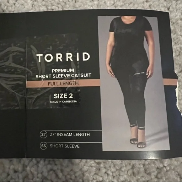 Torrid - Full Length Crushed Velvet Short Sleeve
Catsuit - Size 2 - Picture 3 of 7